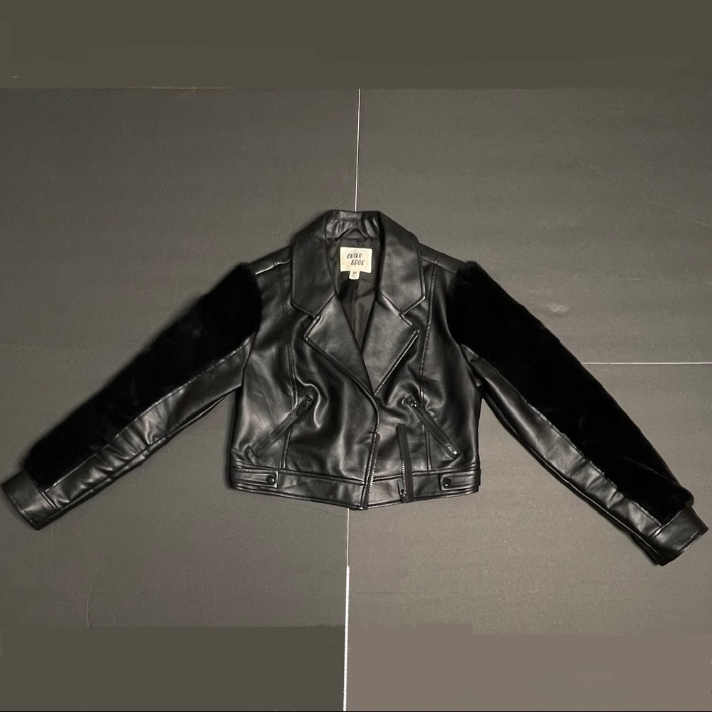 Leather Jacket w Fur on Sleeves, Outer Edge, Sized Medium.
